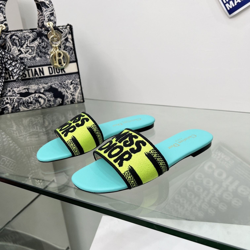 ch**an D*or slippers